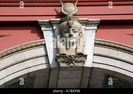 La décoration du portail au Musée des Antiquités égyptiennes, connue communément comme le Musée Égyptien ou Musée du Caire, au Caire, Egypte Banque D'Images