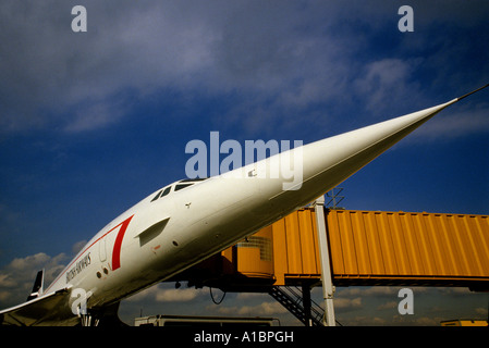 CONCORDE À LA BORNE 4 de l'aéroport Heathrow de Londres 1985 2007 Banque D'Images