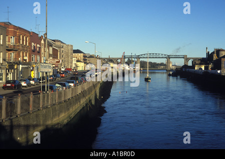 La ville portuaire de Drogheda dans le comté de Louth, sur la côte est de l'Irlande Banque D'Images