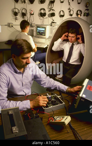 Laboratoire de recherche et de développement d'annulation de bruit Technologies Inc à Linthicum, Maryland Banque D'Images