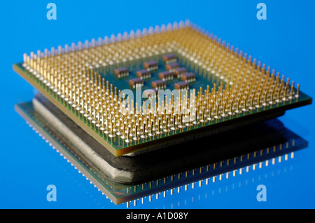 Micro ordinateur CPU chip processeur Pentium IV Banque D'Images