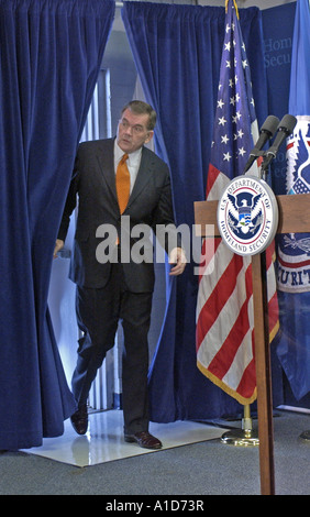 Chef de la Sécurité intérieure Tom Ridge parle à Washington D C . Banque D'Images