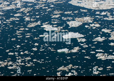Aérien de glace multicouche pendant la débâcle printanière Mer de Chukchi Côte arctique de l'Alaska Banque D'Images