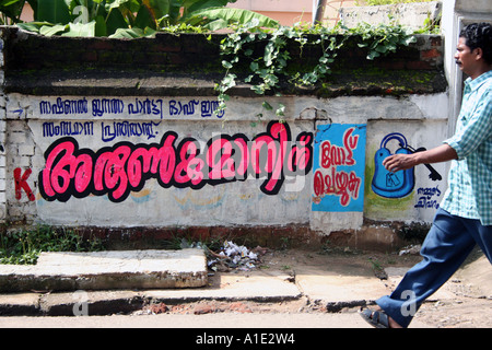 Trivandrum Kerala Inde Graffiti Politique Banque D'Images