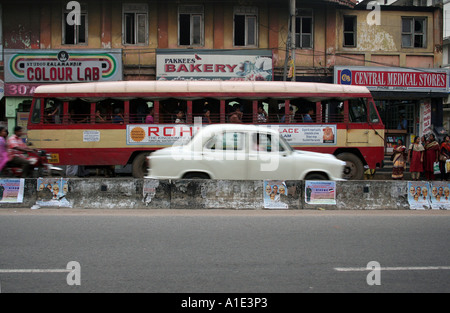 La vie sur la MG Road, Trivandrum, Kerala, Inde. Banque D'Images