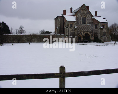 Butley Priory gatehouse en hiver Suffolk Angleterre Banque D'Images