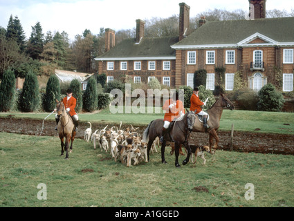 Rencontrez un de la chasse au Sud Wold une maison seigneuriale dans le Lincolnshire Wolds Banque D'Images