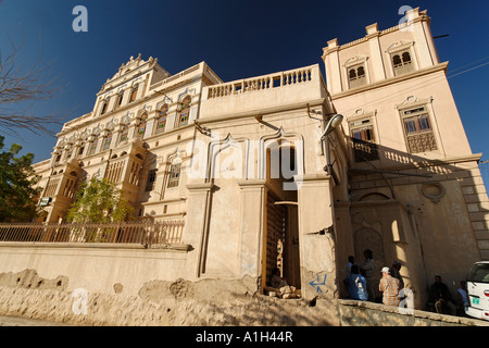 Al Kaff Palace Isch Schaa ville sainte de Wadi Hadramaout Yémen Tarim Banque D'Images