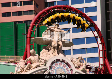 Roller Coaster à l'Hôtel New York New York Las Vegas Nevada Banque D'Images