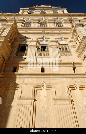 Al Kaff Palace Isch Schaa ville sainte de Wadi Hadramaout Yémen Tarim Banque D'Images