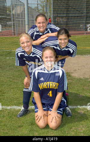L'équipe de soccer féminin se détend avant un match Banque D'Images