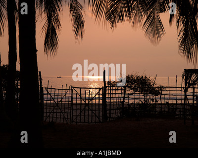 Jungle Beach au nord de Nha Trang Vietnam coucher du soleil Banque D'Images