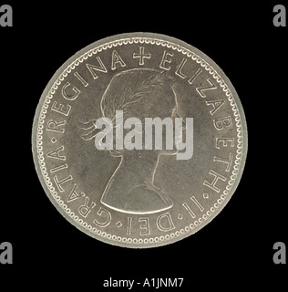 La reine Elizabeth II Regina 2 Reg 2 shilling deux décimales pré 24 vingt quatre pence ancien droit face profil droit jeunes brillants argent Banque D'Images