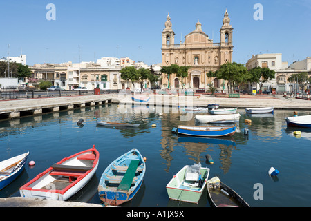 Église de St Joseph de partout Msida Creek , Malte Banque D'Images