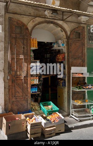 Une boutique locale, La Valette, Malte Banque D'Images