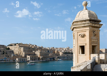 Vue sur La Valette et le grand port de La Valette, Malte, Sliema Banque D'Images