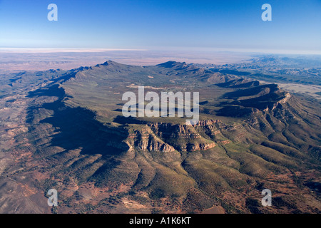 Le Wilpena Pound Flinders en Australie du Sud Australie aerial Banque D'Images