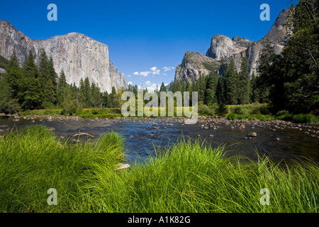 El Capitan Merced Yosemite National Park California United States of America Banque D'Images