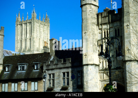 Wells Cathedral et vu de la place du marché Banque D'Images