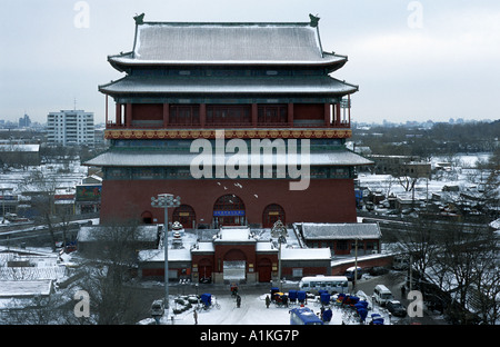 Tour du tambour dans la neige hiver 2002 de Beijing Banque D'Images