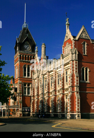 Hôtel de Ville de Burton on Trent Staffordshire England UK construit par Michael Bass plus tard Lord Burton en style gothique victorien Banque D'Images