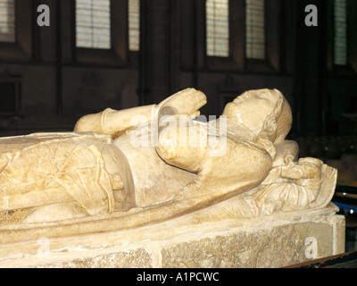 Cathédrale de Salisbury Salisbury Wiltshire Angleterre effigie de John Lord Cheney huissier aux évêques Beauchamp et Woodville Banque D'Images