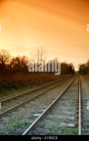 Ligne de chemin de fer Coucher du soleil d'hiver Banque D'Images