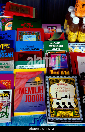 La littérature islamique, littérature, livres, livres islamiques, kiosque, kiosque, librairie, librairie, libraire, Kuah, l'île de Langkawi, Kedah, Malaisie Etat Banque D'Images