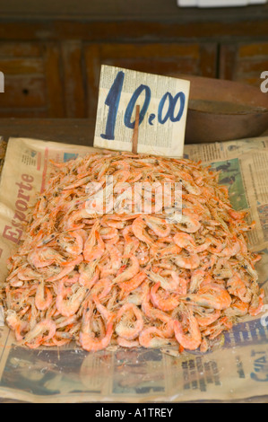 Gambas à la vente sur le marché Ver O Peso Para Belem Brésil etat Banque D'Images