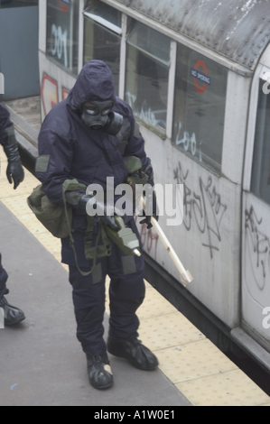 3388 La police britannique de formation CBRN Nucléaire Biologique Chimique Photos prises avec le consentement de la police Banque D'Images