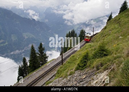 Train à crémaillère de la montagne de Wilderswil, près de Schynige Platte Oberland bernois Suisse Banque D'Images