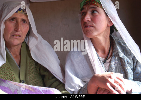 Zeraf gauche Shan et Bib Hawa Khuram Wa Sarbagh province de Samangan Afghanistan Banque D'Images
