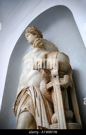 Statue d'Apollon de l'ancienne Carthage dans le musée du Bardo à Tunis, capitale de la Tunisie Banque D'Images