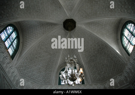 Plafond en plâtre sculpté de Virgil Prix dans le musée du Bardo à Tunis, capitale de la Tunisie Banque D'Images
