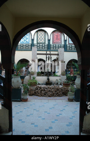 Bien décorative en Mini Souk à Houmt Souk la ville sur l'île de Djerba en Tunisie Banque D'Images