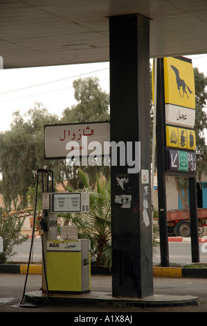 Agil station service dans la ville de Tozeur en Tunisie centrale Banque D'Images