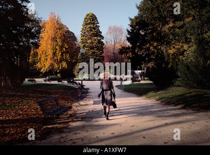 Une belle journée d'automne à l'Espace Pierre Cardin, Paris, France. Banque D'Images