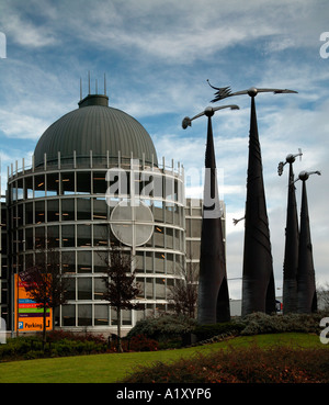 Structures métalliques et tour, McArthur Glen, shopping precinct, Livingston, Ecosse, UK, G B, Banque D'Images