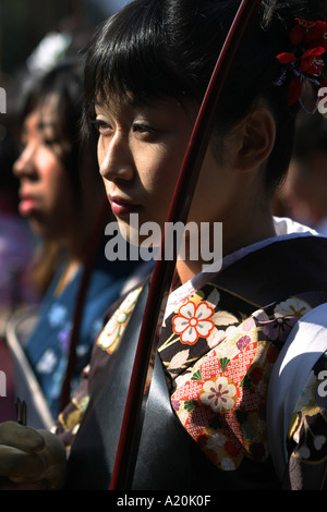 Toshi ya Matsuri festival, tir à l'Sanjusangen-do temple bouddhiste, Kyoto, Japon Banque D'Images