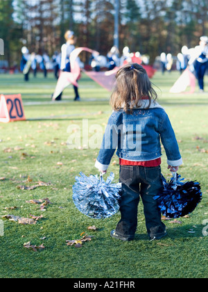 Petite fille du Cheerleading Banque D'Images