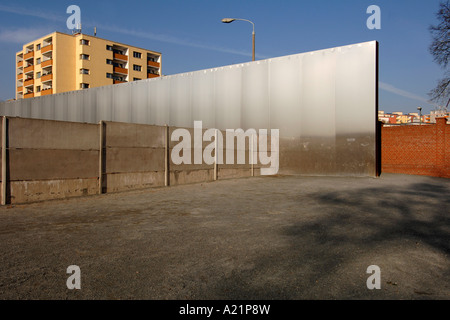 Le mur de Berlin monument de la Bernauer Straße à Berlin Est. Banque D'Images