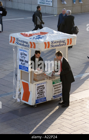 Evening Standard Vendeur Banque D'Images