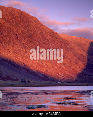 Achtriochtan Loch, Glen Coe, Lochaber, Highland, Scotland, UK. Banque D'Images