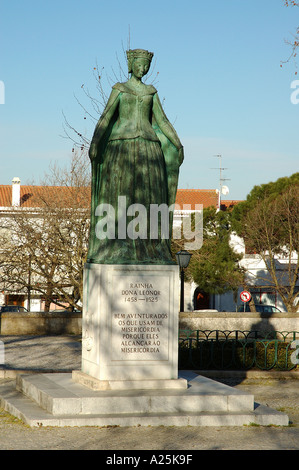 Statue de la Reine Léonore 14581525 Baixo Alentejo Beja Portugal europe Banque D'Images