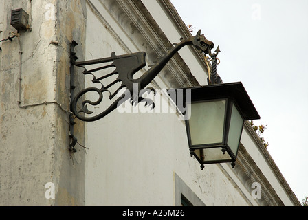 Douille de lampe en forme de serpent dans la ville fortifiée Serpa Baixo Alentejo Portugal europe Banque D'Images