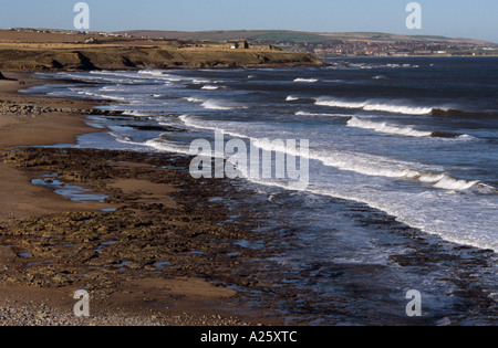 COCKLAWBURN BEACH et vue vers Berwick-on-Tweed en hiver. Northumberland England UK Berwick Banque D'Images