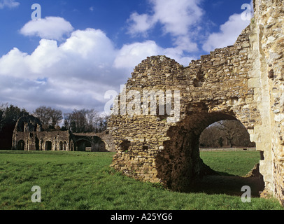 12e siècle ruines de l'abbaye de Waverley. Farnham Surrey England UK Banque D'Images