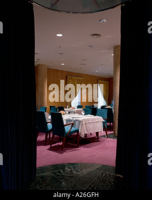 Vue d'une esthétique de la salle à manger d'un restaurant Banque D'Images