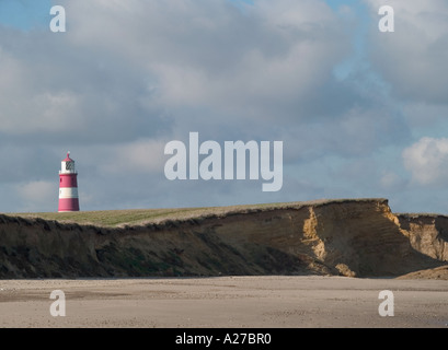 Phare de la plage, happisburgh, Norfolk, East Anglia, Angleterre, Royaume-Uni, Banque D'Images