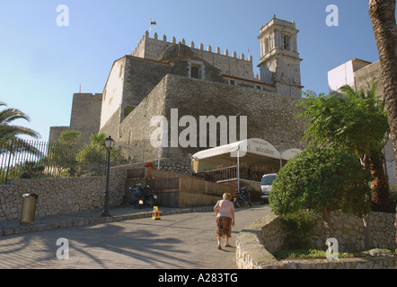 Les murs de la ville de Peñiscola Comunitat Cataluña Costa del Azahar España Espagne Espagnol Iberia Espagne Europe Banque D'Images